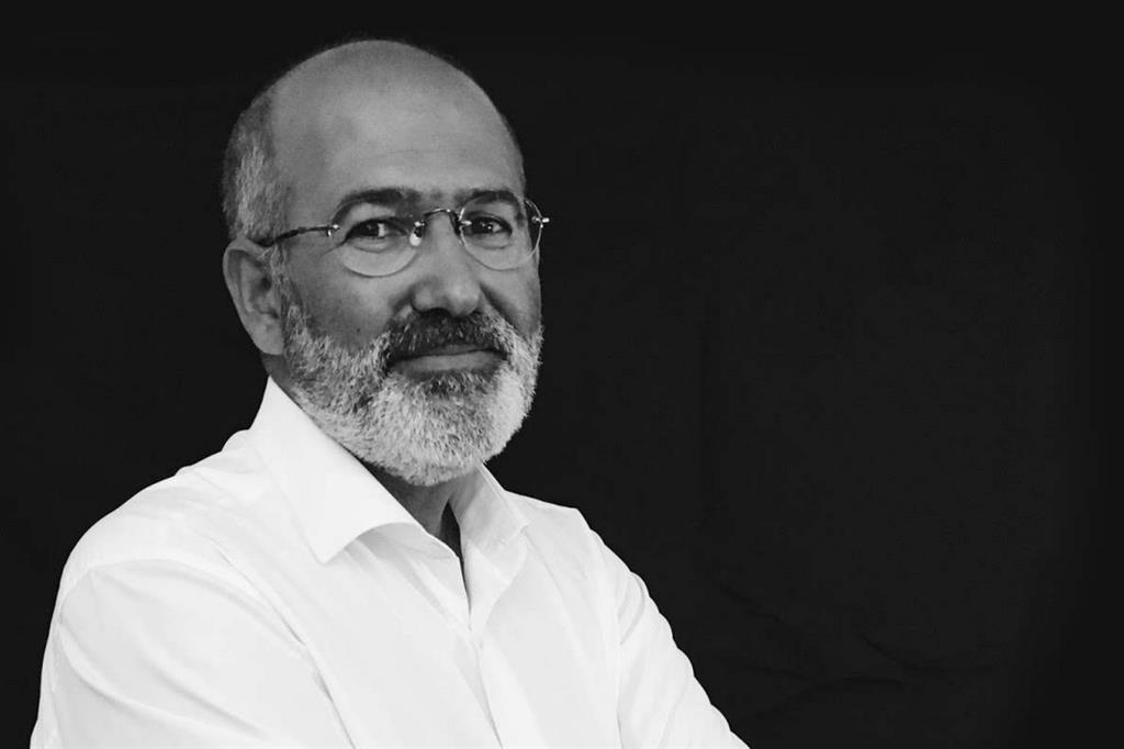 Dalla Scapigliatura a Bioscalin. Strana poesia tricologica in Tolentino de&nbsp;Mendonça.