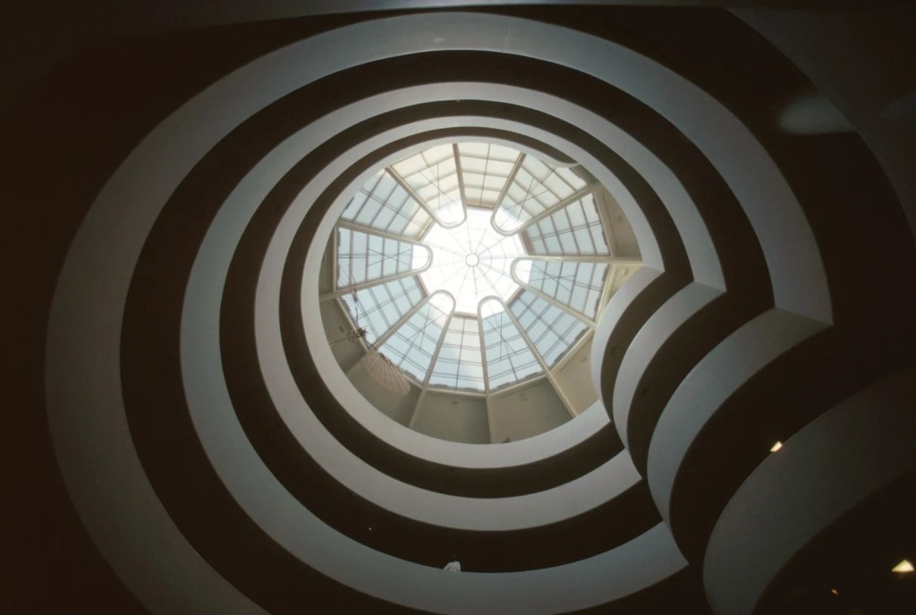 Jorge Luis Borges.
La sola cosa che non c’è è l’oblio.